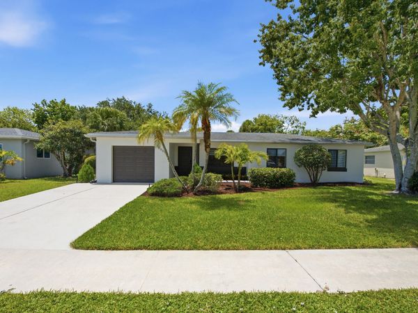 10660 Emperor Street, Boca Raton, FL 33428