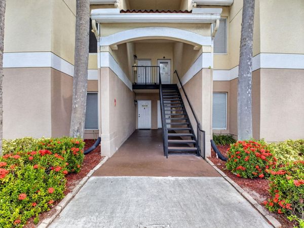 815 W BOYNTON BEACH Boulevard, Unit 15-202, Boynton Beach, FL 33426
