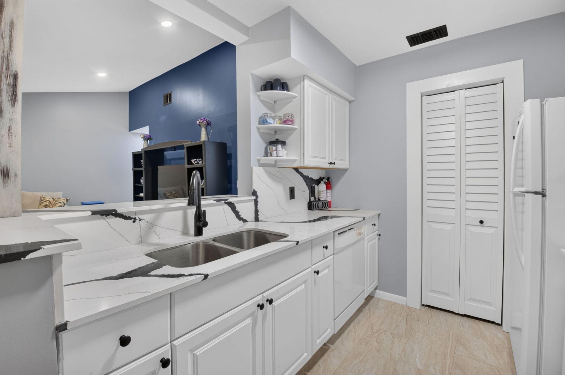 815 W Boynton Beach Boulevard, Unit 15-202, Boynton Beach, FL 33426 Photo