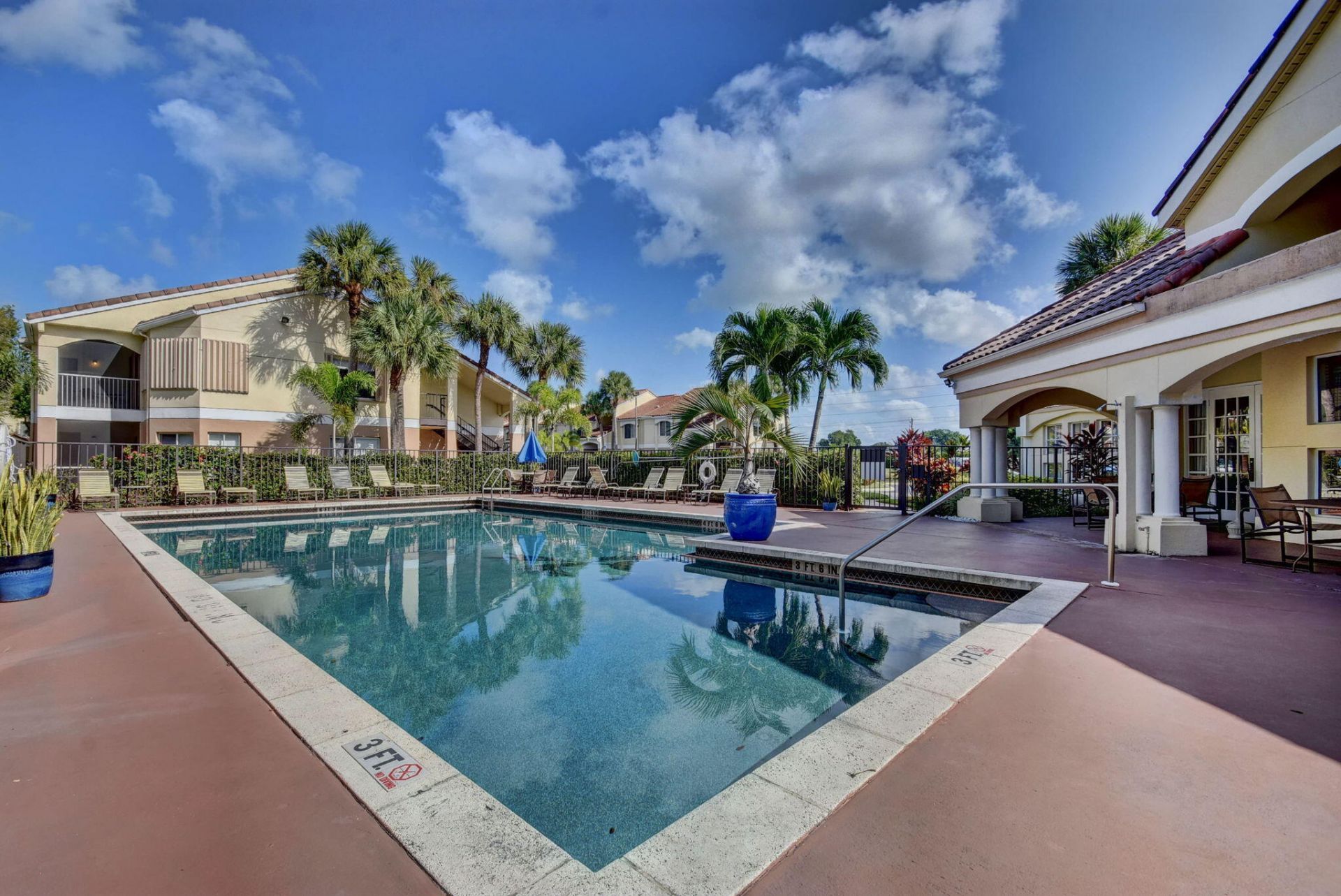 815 W Boynton Beach Boulevard, Unit 15-202, Boynton Beach, FL 33426 Photo