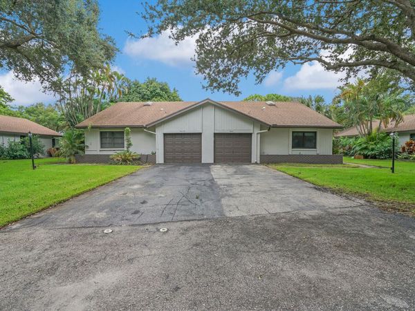3680 ARELIA Drive S, Delray Beach, FL 33445