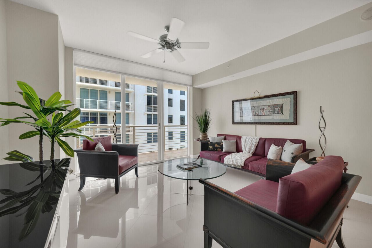 2831 N Ocean Boulevard, Unit 1006N, Fort Lauderdale, FL 33308 Photo
