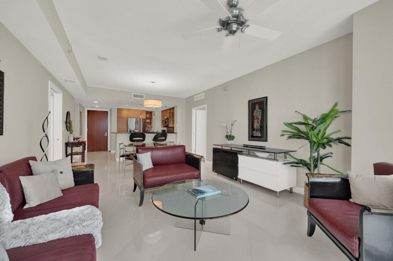 2831 N Ocean Boulevard, Unit 1006N, Fort Lauderdale, FL 33308 Photo