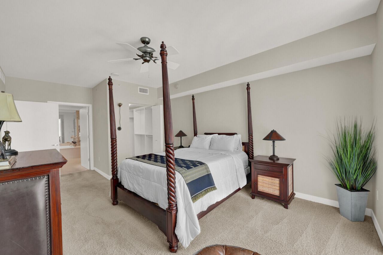 2831 N Ocean Boulevard, Unit 1006N, Fort Lauderdale, FL 33308 Photo