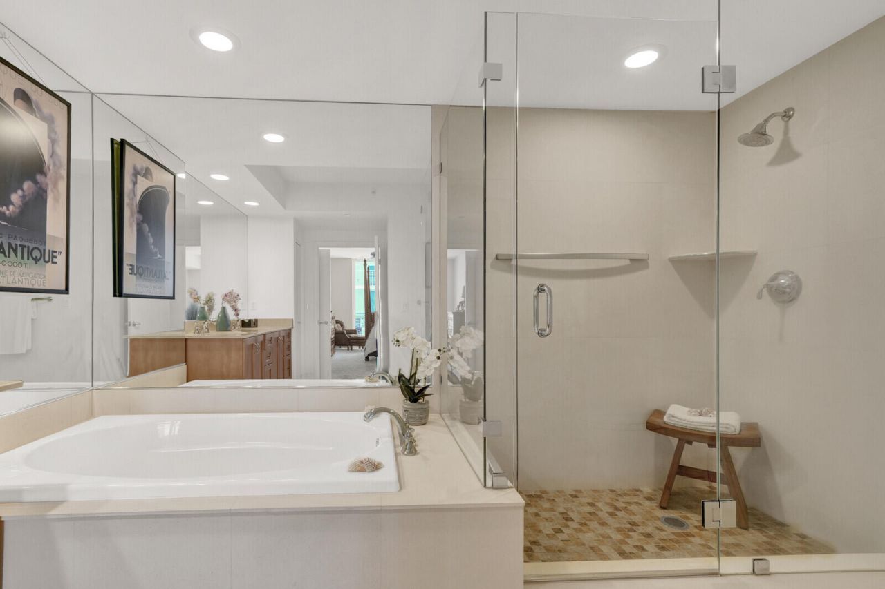 2831 N Ocean Boulevard, Unit 1006N, Fort Lauderdale, FL 33308 Photo