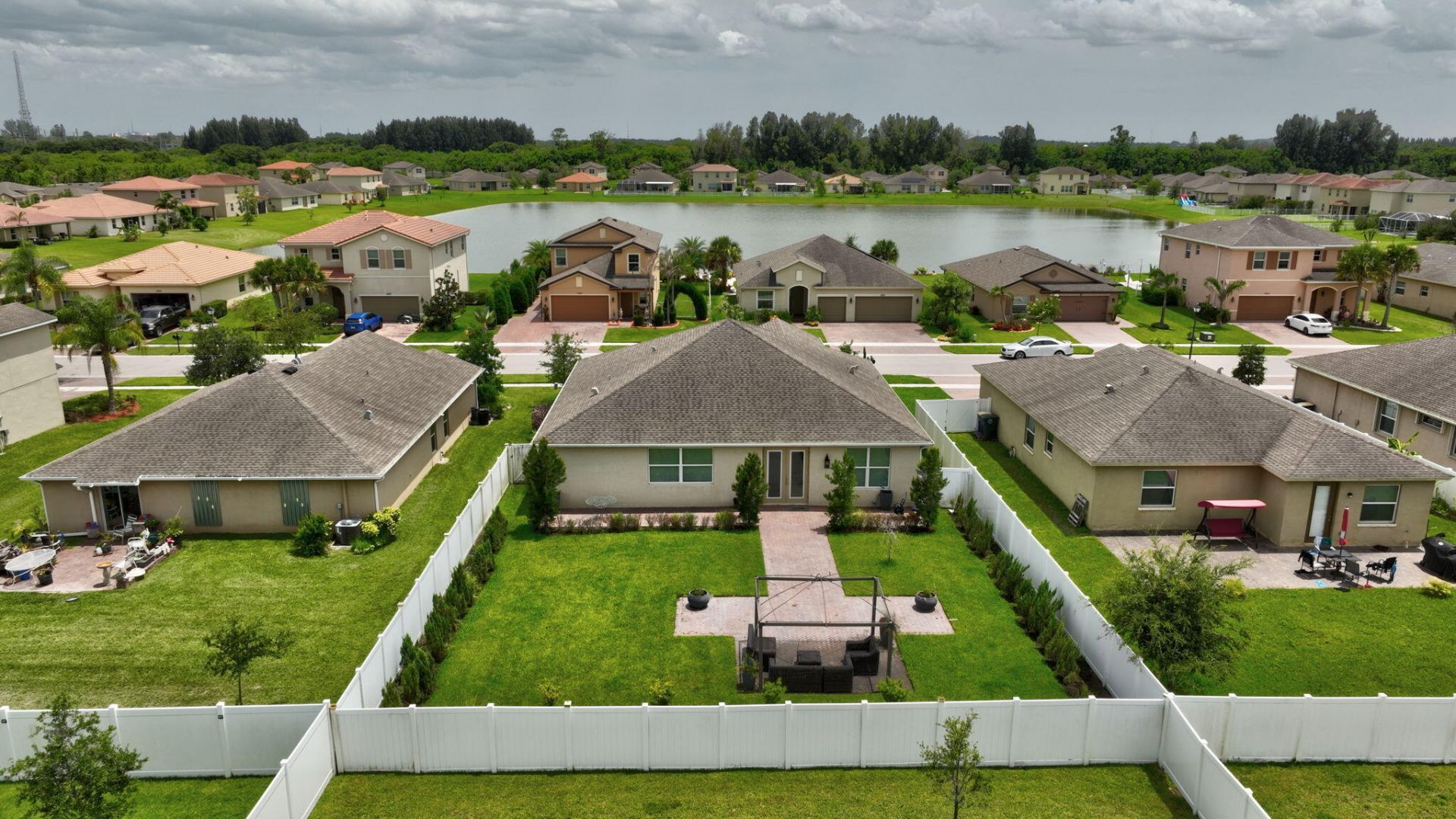 4206 Birkdale Drive, Fort Pierce, FL 34947 Photo