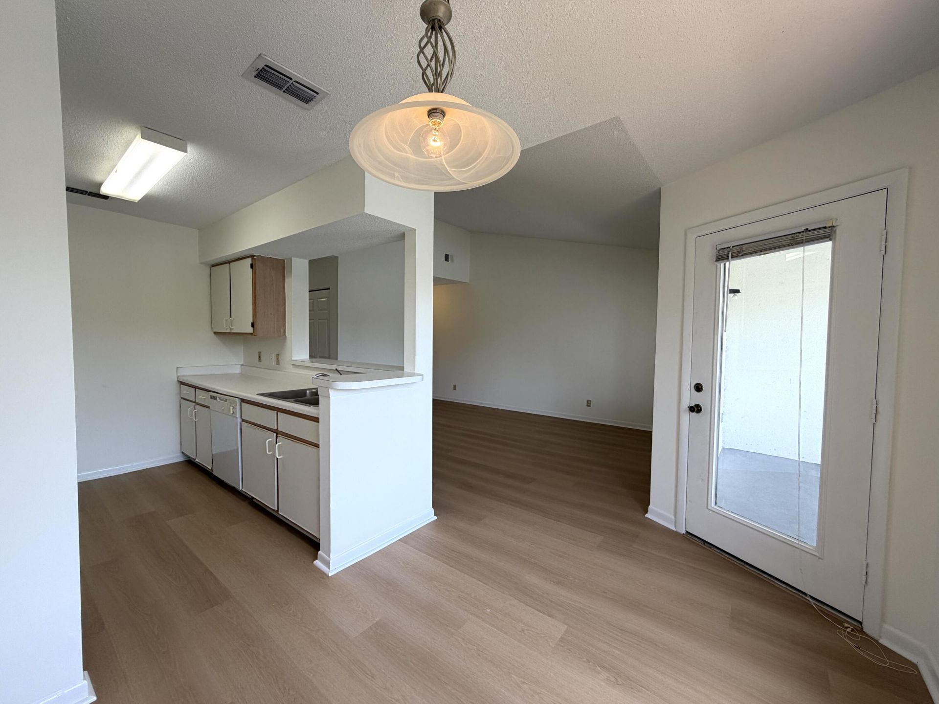 815 W Boynton Beach Boulevard, Unit 12-203, Boynton Beach, FL 33426 Photo