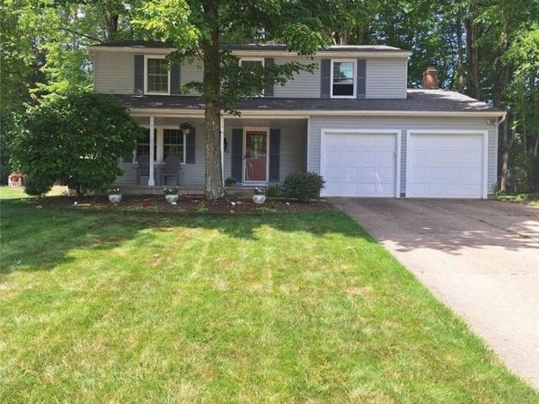 95 River Park Boulevard , Munroe Falls, OH 44262