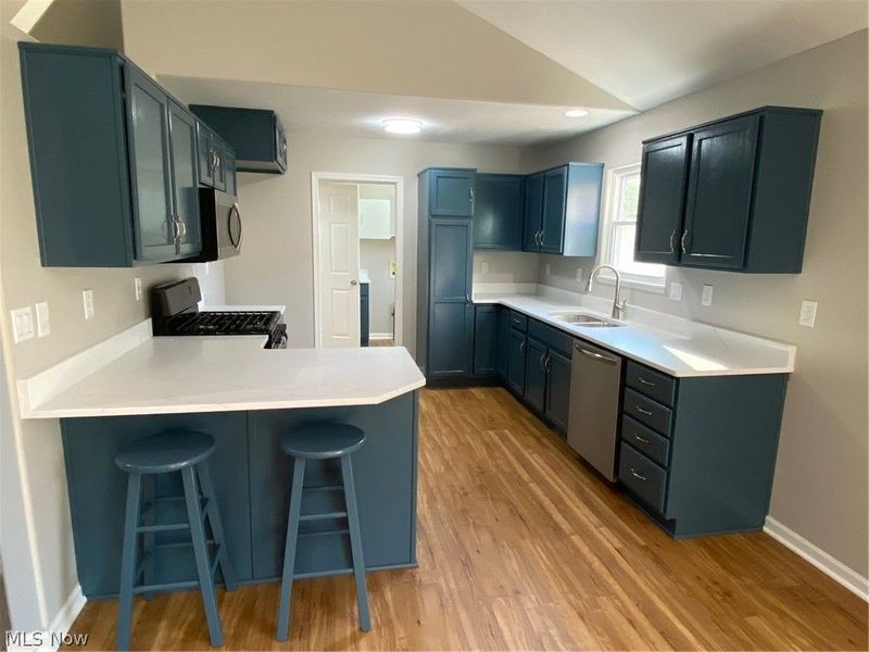 2251 Graybill Road, Green, OH 44685 Photo 4