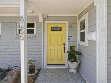 8255 Longford Drive, Fort Worth, TX 76116