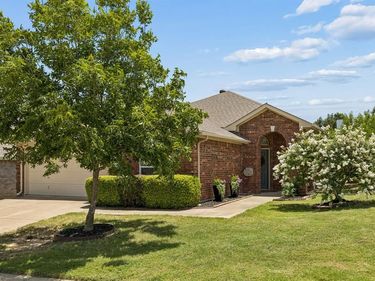 3700 Hazel Drive , Fort Worth, TX 76244