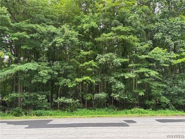 1840 W Blood Road, Elma, NY 14059