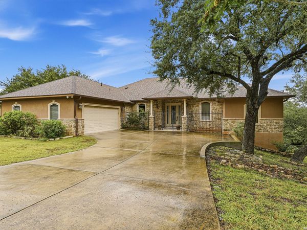 401 LORNE RD, Canyon Lake, TX 78133