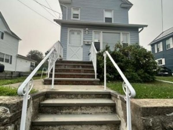 13 North St, Netcong, NJ 07857