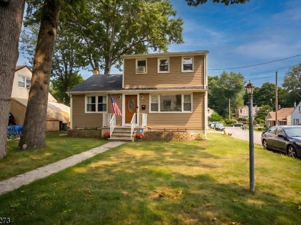 1 Oak Ln, Ringwood, NJ 07456