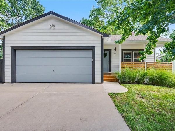321 Dearborn Street, Baldwin City, KS 66006