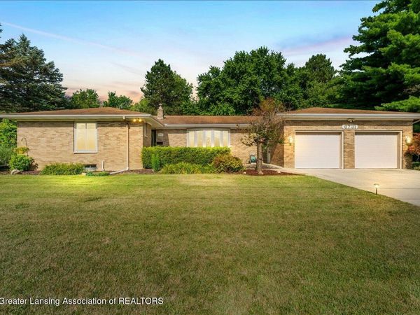 6731 W Galway Circle, Dimondale, MI 48821