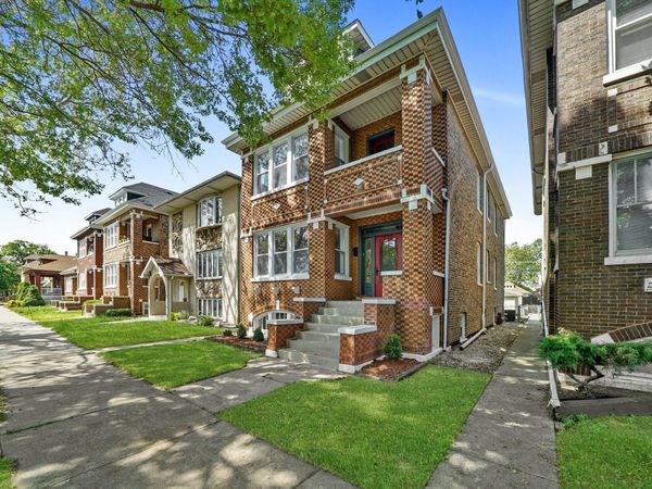 4730 S Komensky Avenue, Chicago, IL 60632