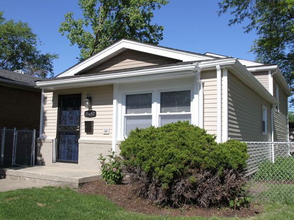 11657 S Racine Avenue , Chicago, IL 60643