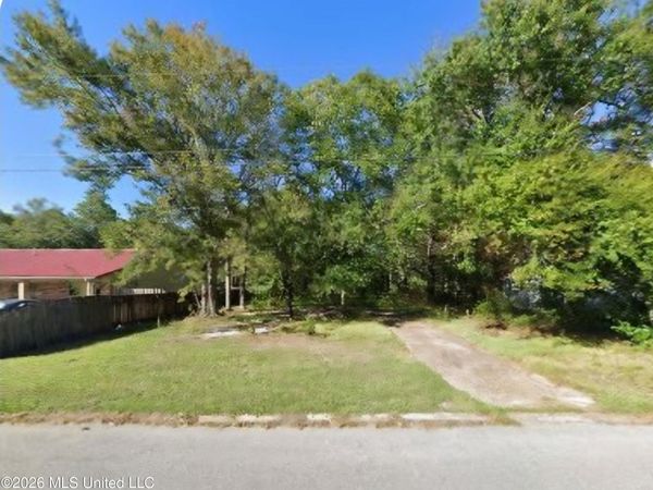 4907 Landwood Drive, Moss Point, MS 39563