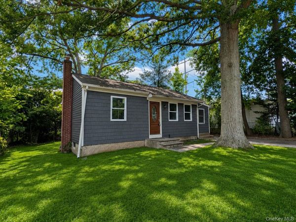 52 King Road , Rocky Point, NY 11778