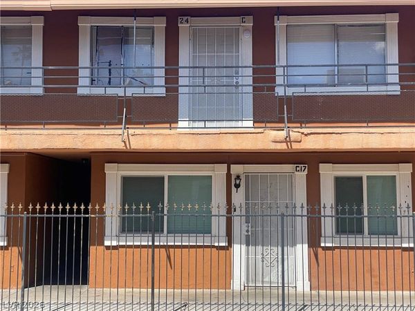 500 S 13th Street, Unit C24, Las Vegas, NV 89101