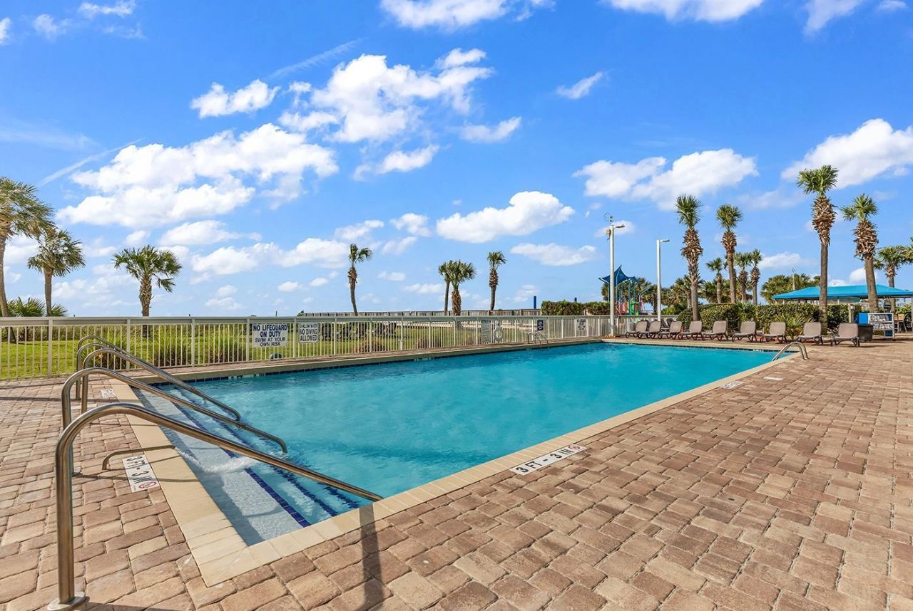 5300 N Ocean Blvd.  Photo 11