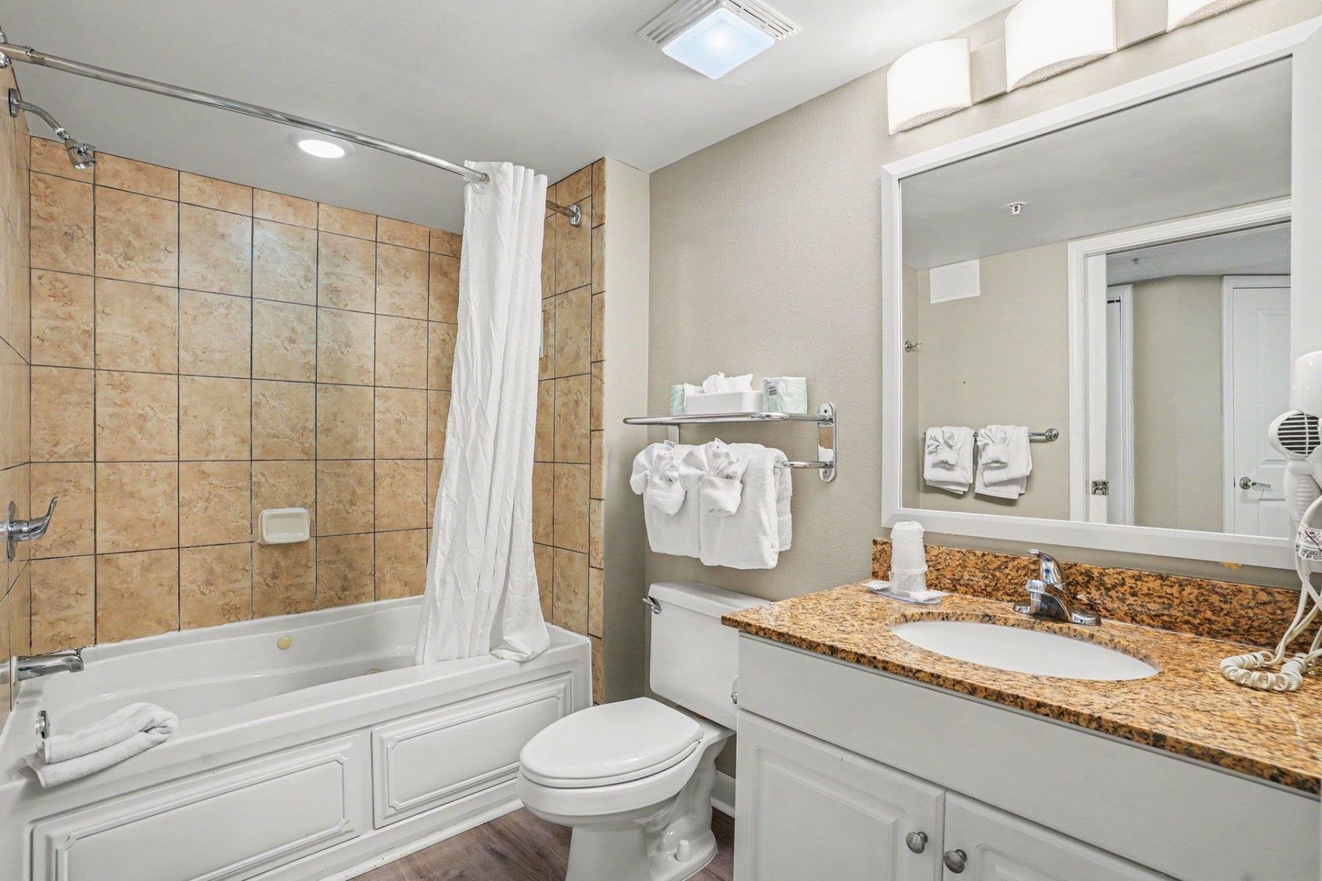 5300 N Ocean Blvd. Photo 18