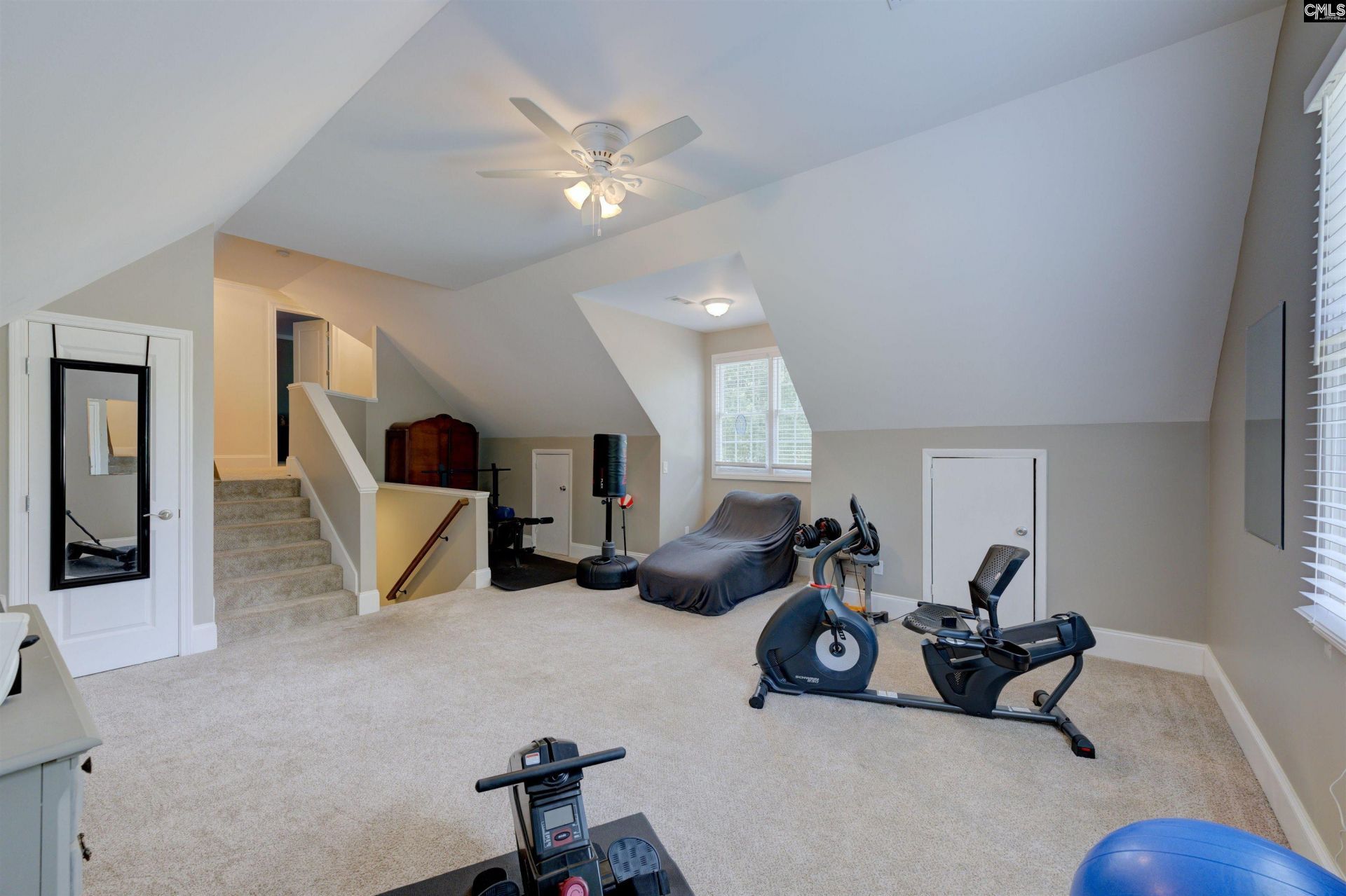 305 Northlake Road  Photo 38