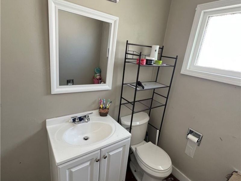 537 E 118th Street , Cleveland, OH 44108 Photo 14