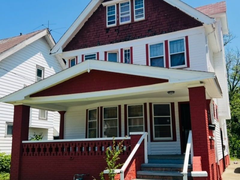 537 E 118th Street , Cleveland, OH 44108 Photo 2