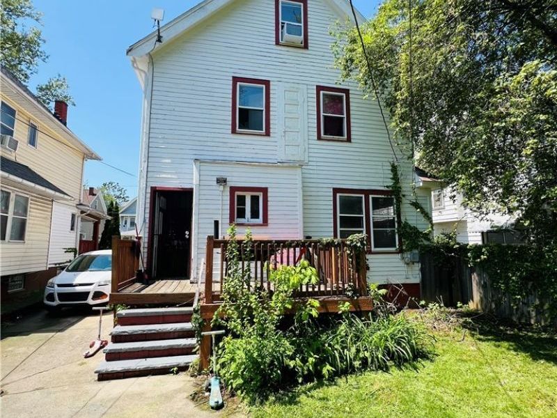 537 E 118th Street , Cleveland, OH 44108 Photo 5