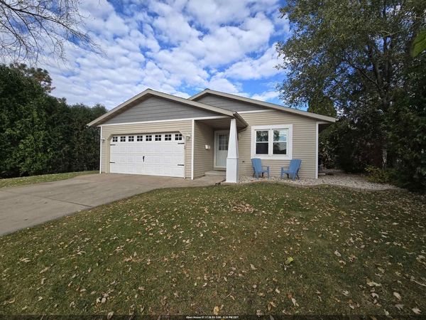 638 BUTLER STREET, De Pere, WI 54115