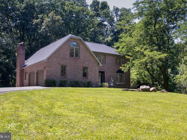 800 BERRYMANS LANE, REISTERSTOWN, MD 21136