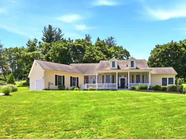 4902 W CHESTER PIKE, NEWTOWN SQUARE, PA 19073