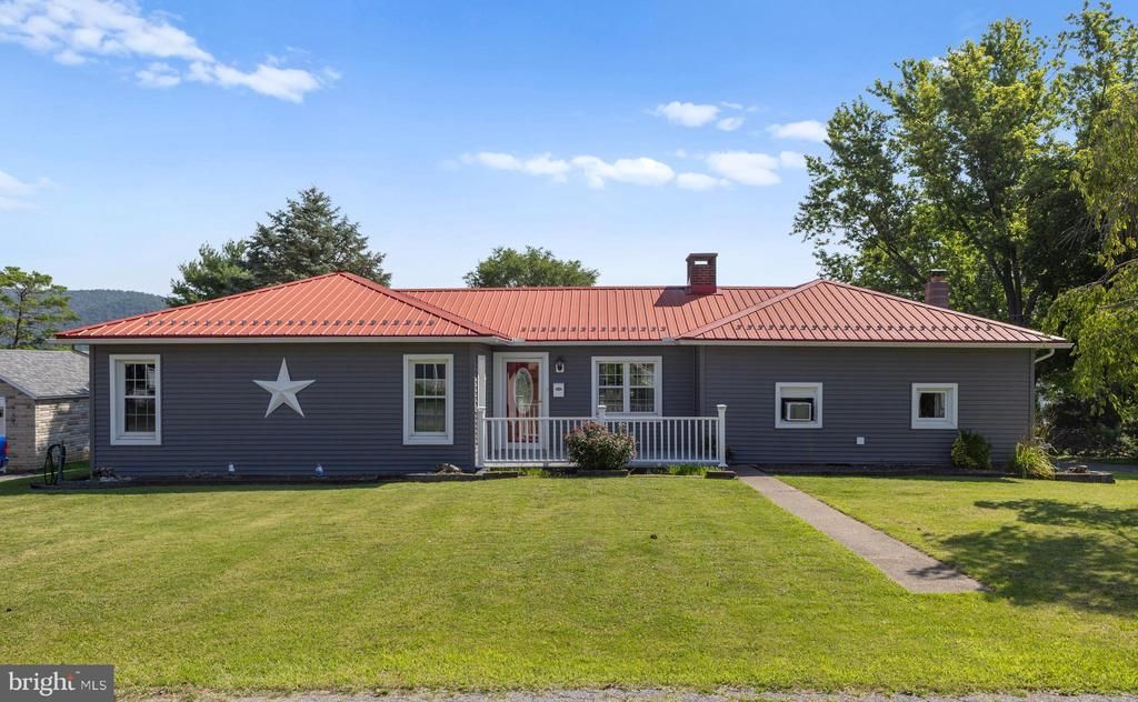122 HAUPT AVENUE , BELLEFONTE, PA 16823