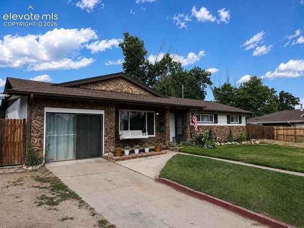 905 Hallam Avenue, Colorado Springs, CO 80911