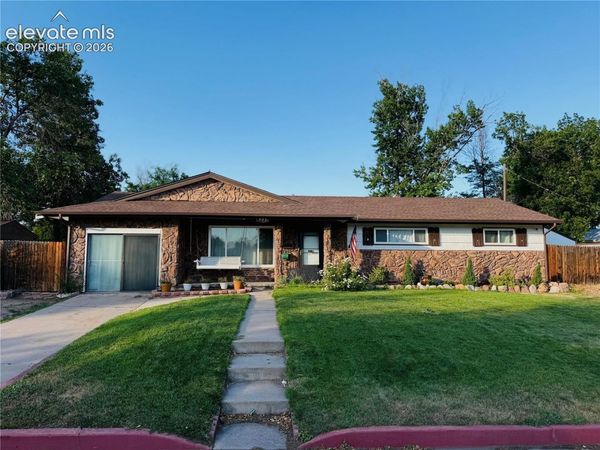 905 Hallam Avenue, Colorado Springs, CO 80911
