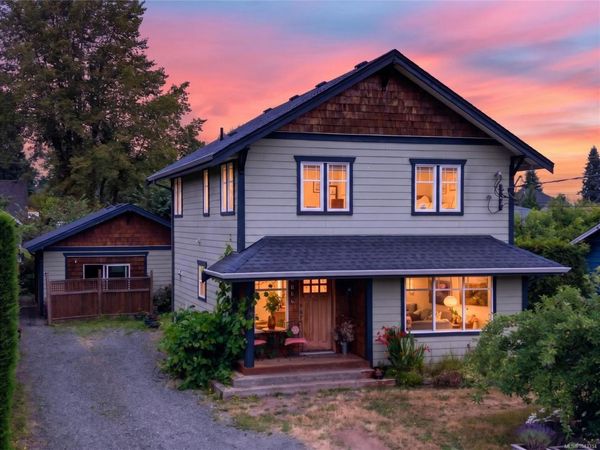 2792 Derwent Ave , Cumberland, BC V0R 1S0