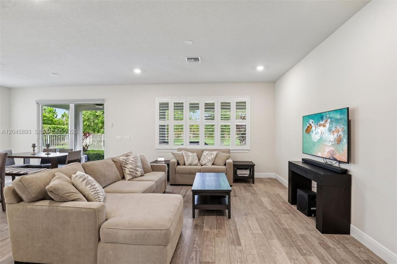 1636 Trailhead Ter , Hollywood, FL 33021 Photo
