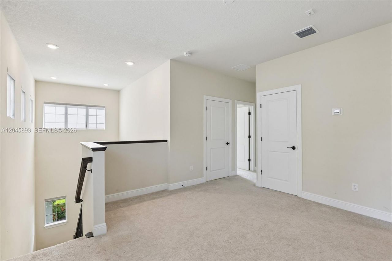 1636 Trailhead Ter , Hollywood, FL 33021 Photo