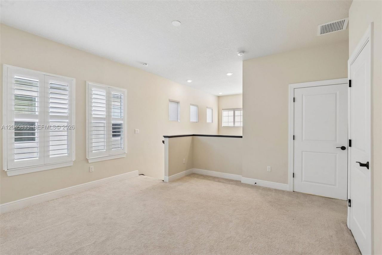 1636 Trailhead Ter , Hollywood, FL 33021 Photo