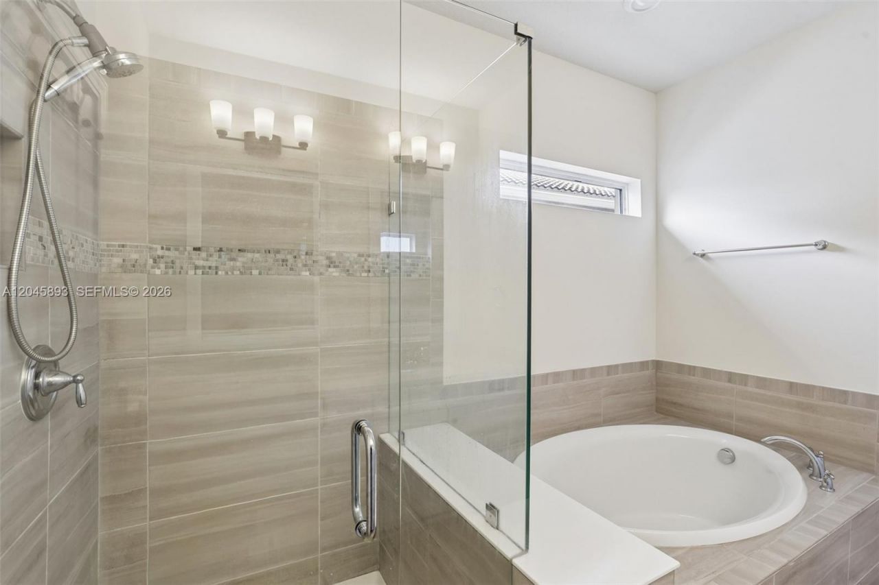 1636 Trailhead Ter , Hollywood, FL 33021 Photo