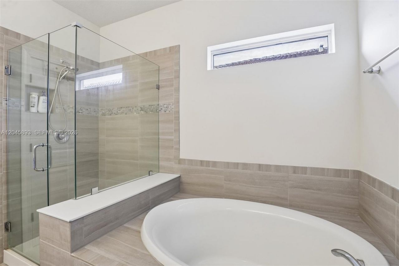 1636 Trailhead Ter , Hollywood, FL 33021 Photo