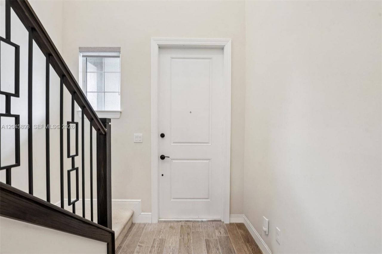1636 Trailhead Ter , Hollywood, FL 33021 Photo
