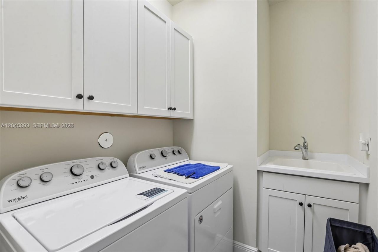 1636 Trailhead Ter , Hollywood, FL 33021 Photo
