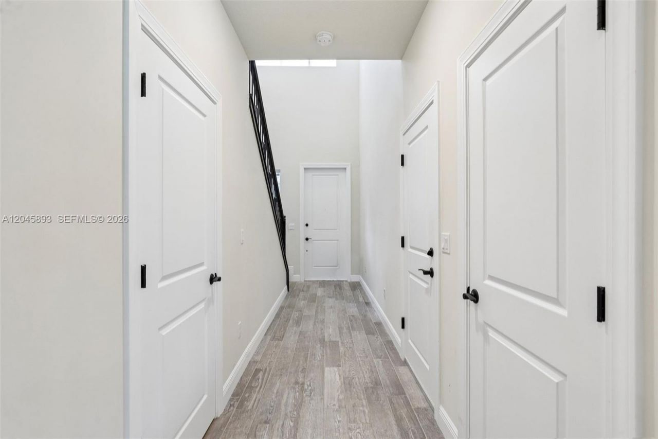 1636 Trailhead Ter , Hollywood, FL 33021 Photo