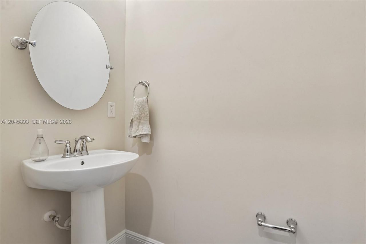 1636 Trailhead Ter , Hollywood, FL 33021 Photo