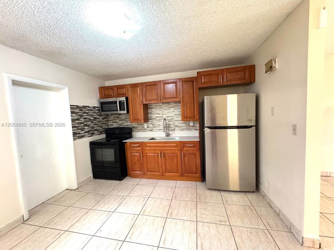 7715 NW 2nd Ct, Miami, FL 33150 Photo