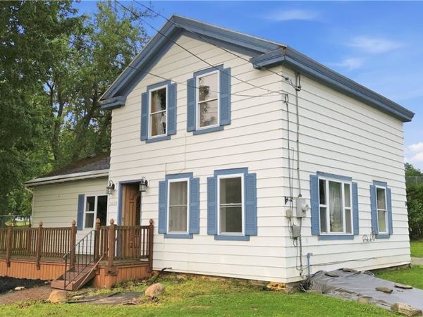 2639 Oneida Street , Sauquoit, NY 13456
